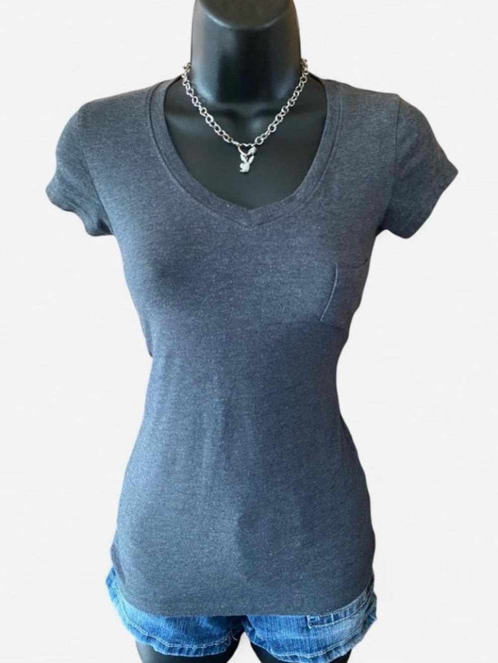 Y2k Grey Fitted V-Neck Tee with Tiny Pocket